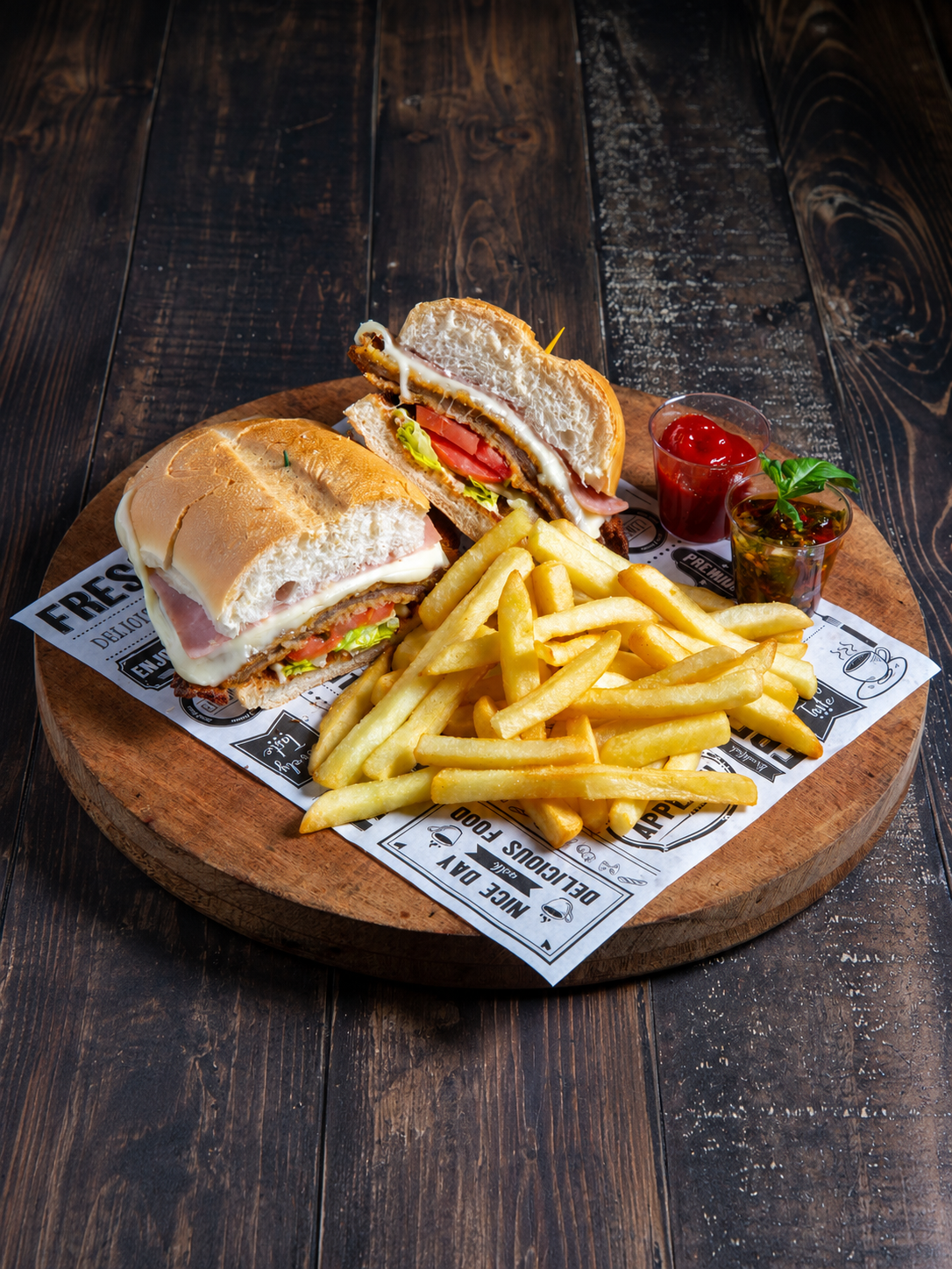Sándwich con papas fritas de Fresh Delicious